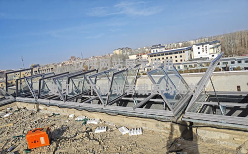 敦煌博物馆延长排烟天窗