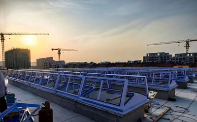 消防延长排烟窗开启角度