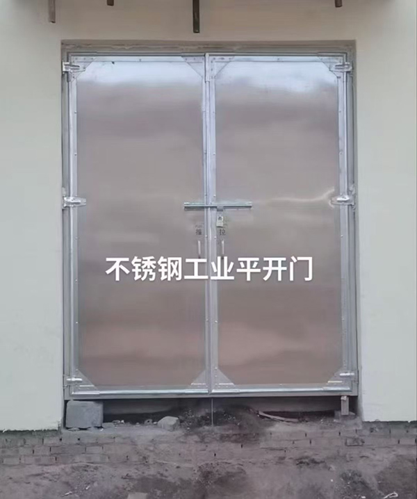 不锈钢延长工业平开门在现代工业场景中的应用实践