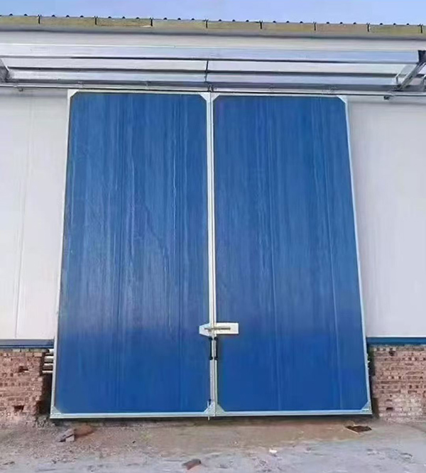 延长工业门在大型仓储物流通道中的应用实例